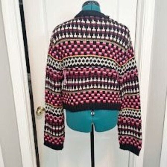 Zara Jacquard Chunky Cable Knit  Cropped Pocket Button Winter Cardigan Sweater - Picture 7 of 12